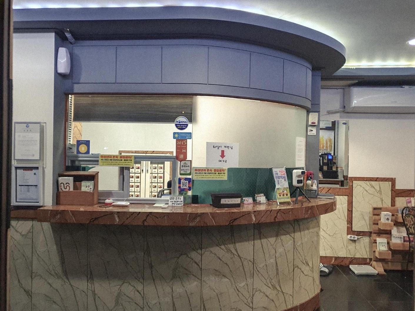 אנדונג Galleria Hotel מראה חיצוני תמונה