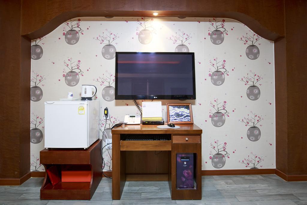 אנדונג Galleria Hotel מראה חיצוני תמונה