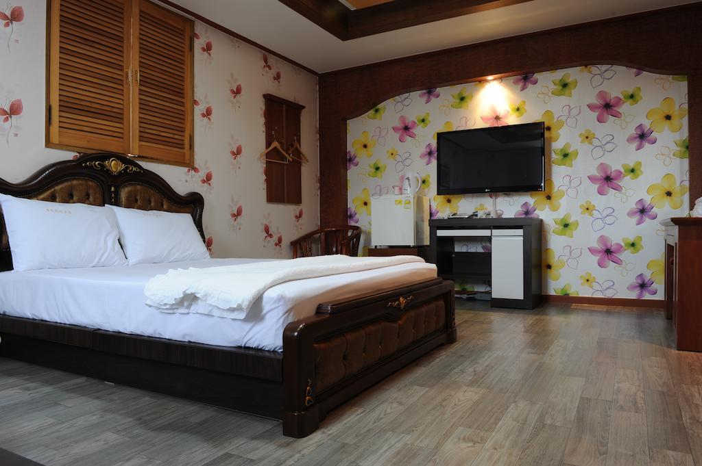 אנדונג Galleria Hotel מראה חיצוני תמונה