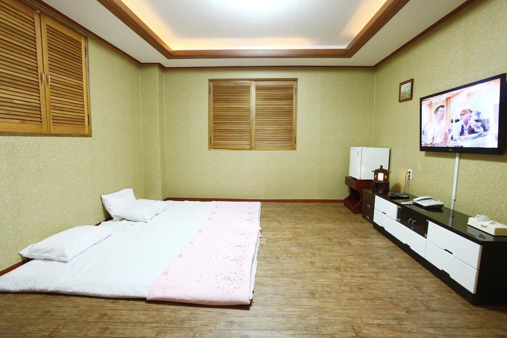 אנדונג Galleria Hotel חדר תמונה